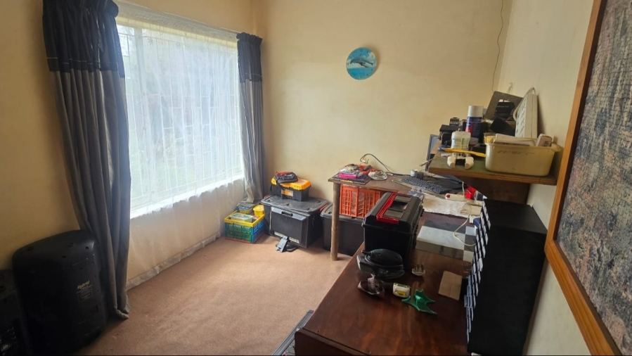 4 Bedroom Property for Sale in Koffiefontein Free State